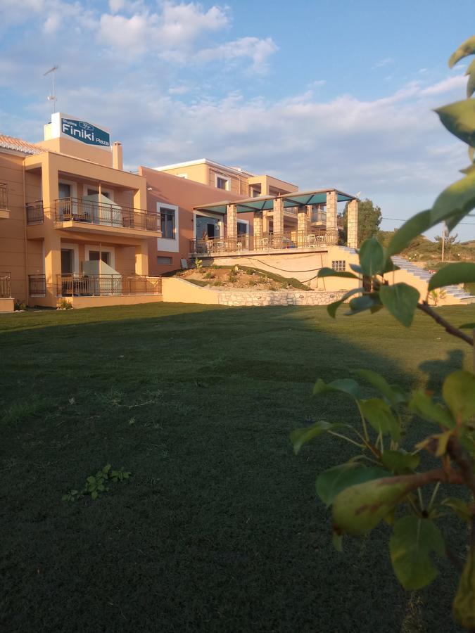 Finiki Plaza Aparthotel Methóni Kültér fotó